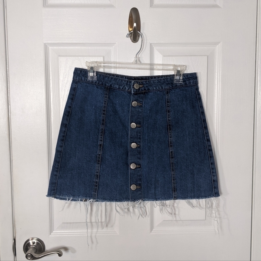 New‎ AERO High Rise Distressed Denim Button-Up Y2K Mini Skirt Women's Size 6